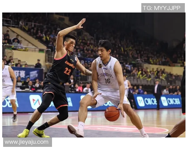 江苏肯帝亚迎战福建队力争主场胜利展现球队实力与斗志 江苏肯帝亚迎战福建队力争主场胜利展现球队实力与斗志