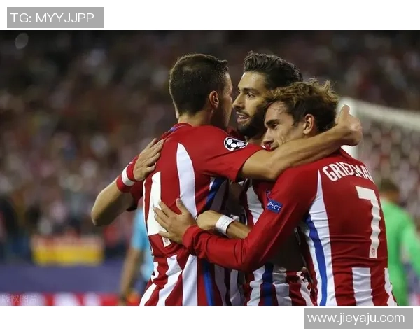 费雷拉与费伦斯激战正酣球迷期待精彩对决与精彩进球